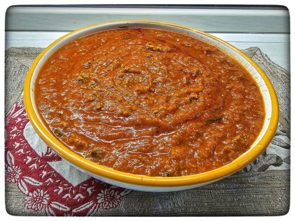 immagine del piatto finito con all'interno il ragù