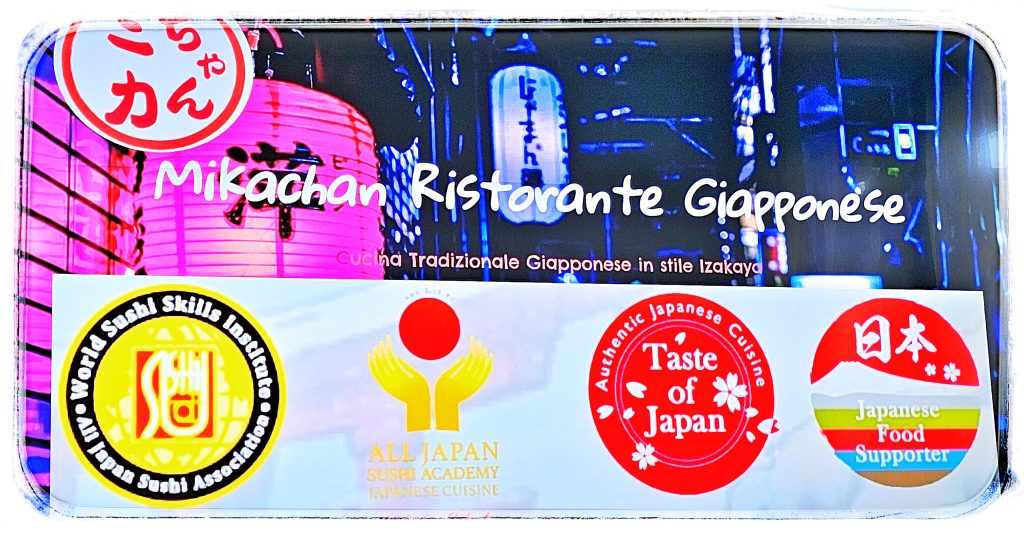 IMMAGINE DEL LOCALE CON IL NOME MIKACHAN RISTORANTE GIAPPONESE
