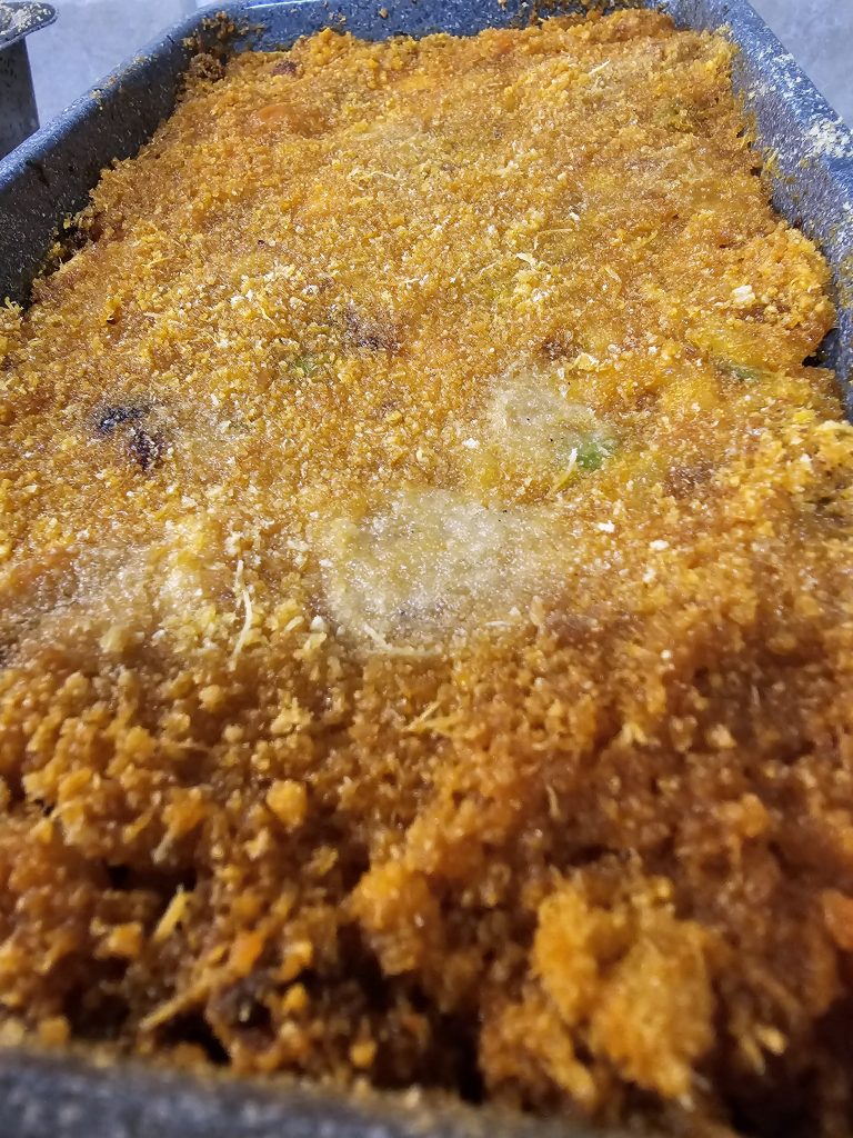 IMMAGINE DELLA TEGLIA COSI' COME SI PRESENTA DOPO LA COTTURA IN FORNO